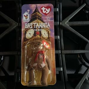 McDonald’s Beanie Baby “Britannia”. Rare with ERRORS